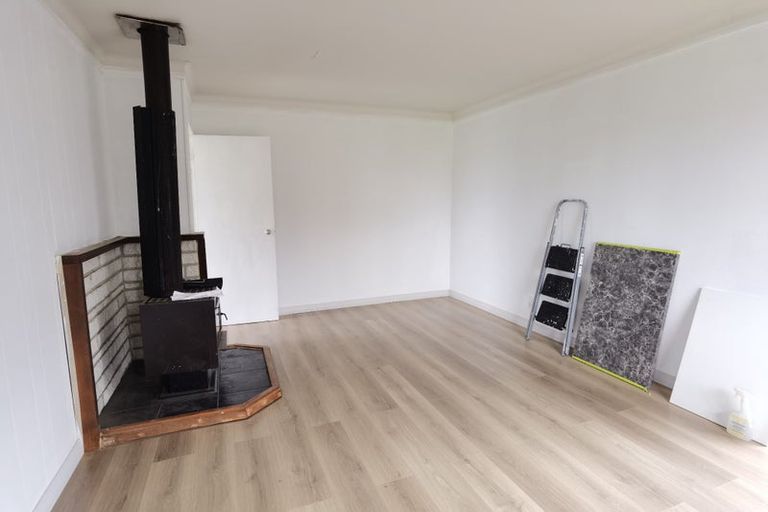 Photo of property in 16 Massine Place, Randwick Park, Auckland, 2105