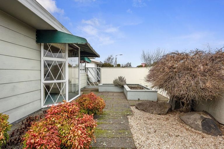 Photo of property in 2b Kinley Street, Rangiora, 7400