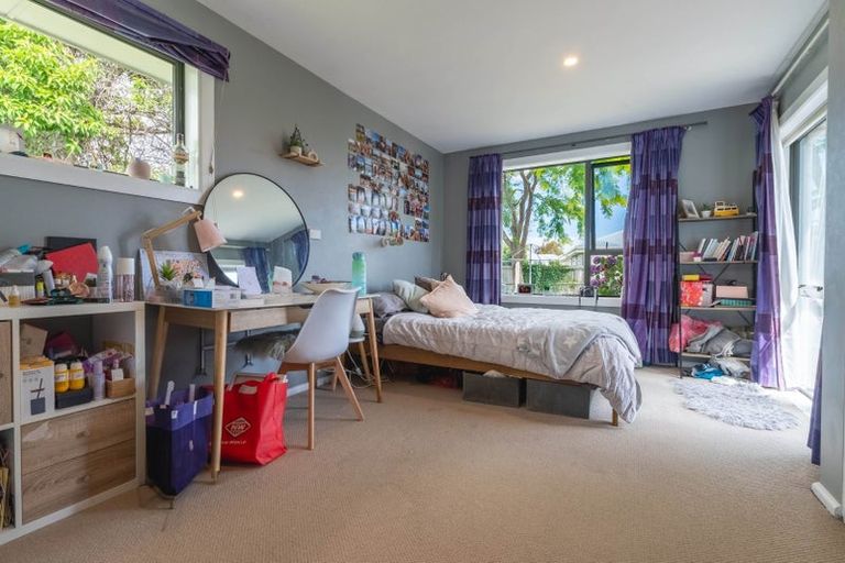 Photo of property in 19 Elwyn Place, Avonhead, Christchurch, 8042