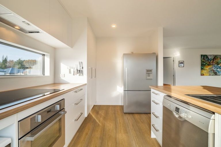 Photo of property in 54 Grandvista Drive, Green Island, Dunedin, 9018