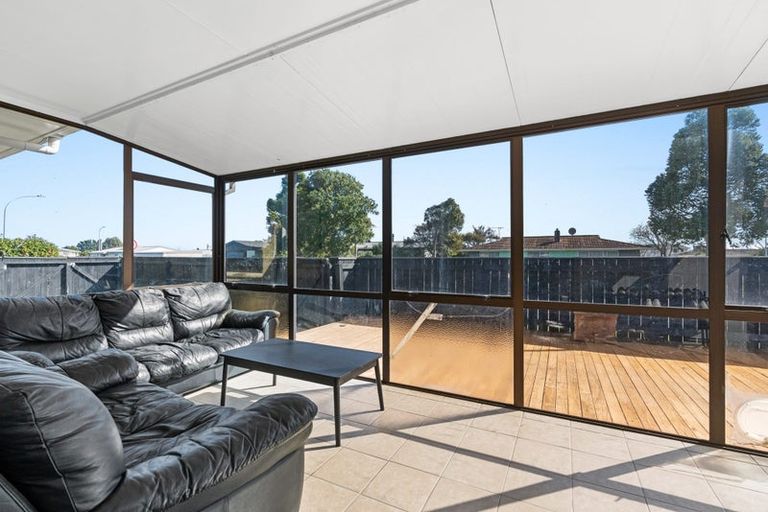 Photo of property in 10 Dillon Drive, Bell Block, New Plymouth, 4312