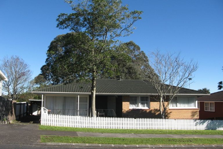 Photo of property in 35 Hobart Crescent, Wattle Downs, Auckland, 2103