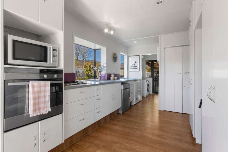 Photo of property in 11 Iles Road, Lynmore, Rotorua, 3010