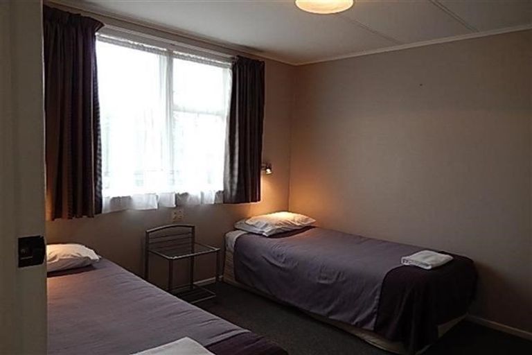 Photo of property in 4/119 Junction Road, Welbourn, New Plymouth, 4371