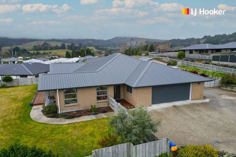 Photo of property in 79 Severn Street, Green Island, Dunedin, 9018