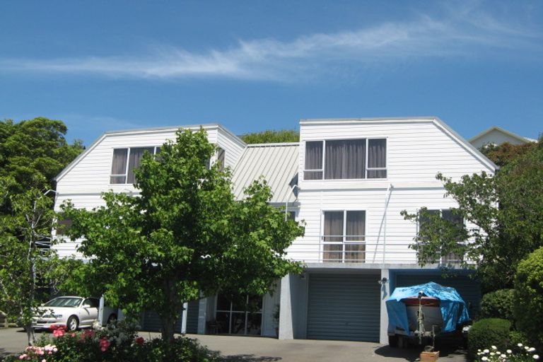 Photo of property in 23 Woodside Common, Westmorland, Christchurch, 8025