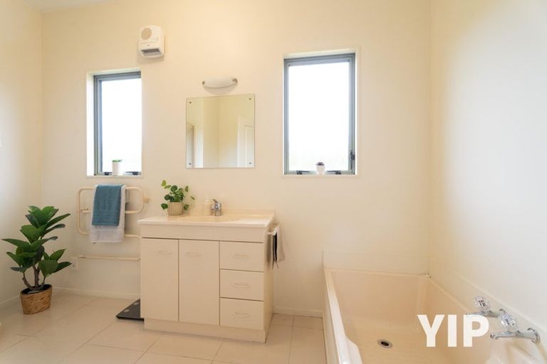 Photo of property in 30 Ring Lane, Paparangi, Wellington, 6037