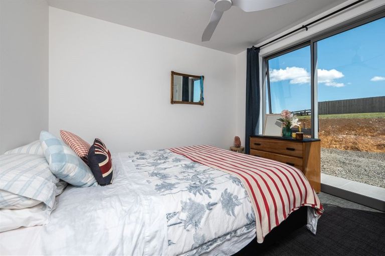 Photo of property in 2 Fernbird Grove, Kerikeri, 0294