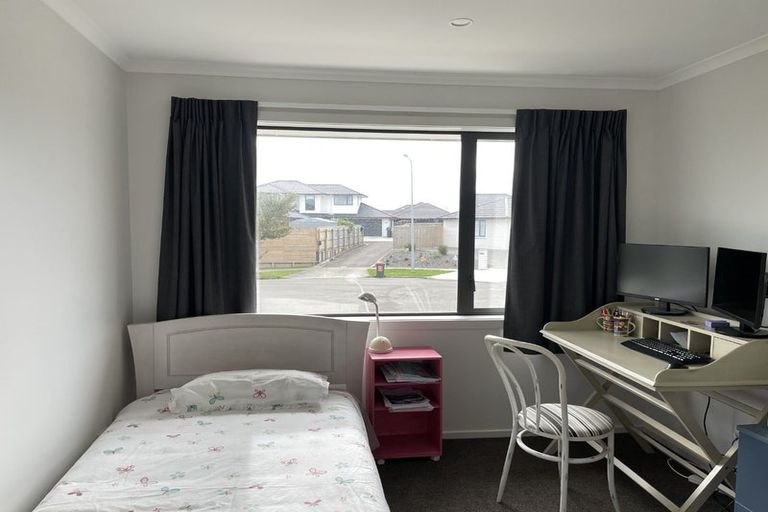 Photo of property in 32 Varsity Heights, Fitzherbert, Palmerston North, 4410