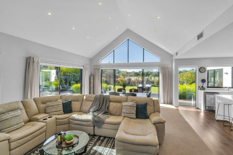 Photo of property in 31 Hinterland Drive, Prebbleton, 7604