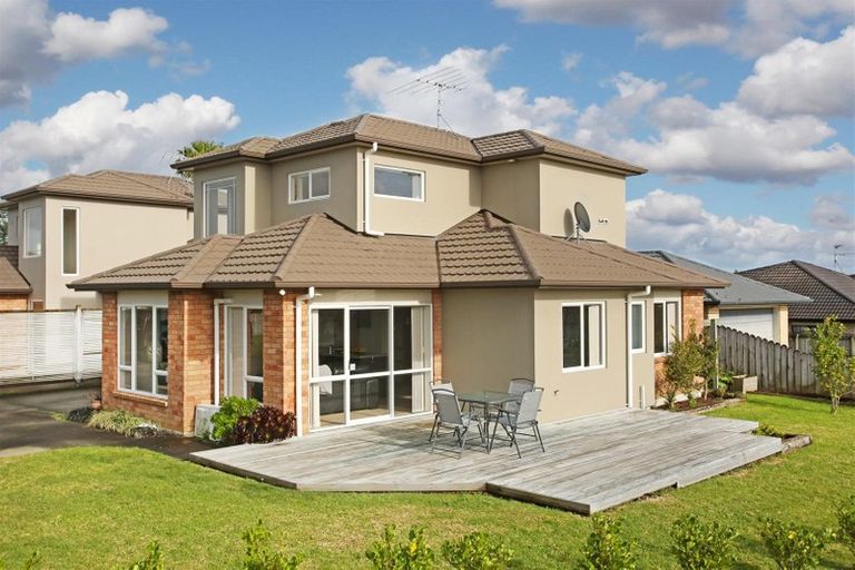 Photo of property in 1 Trillick Place, Tuakau, 2121