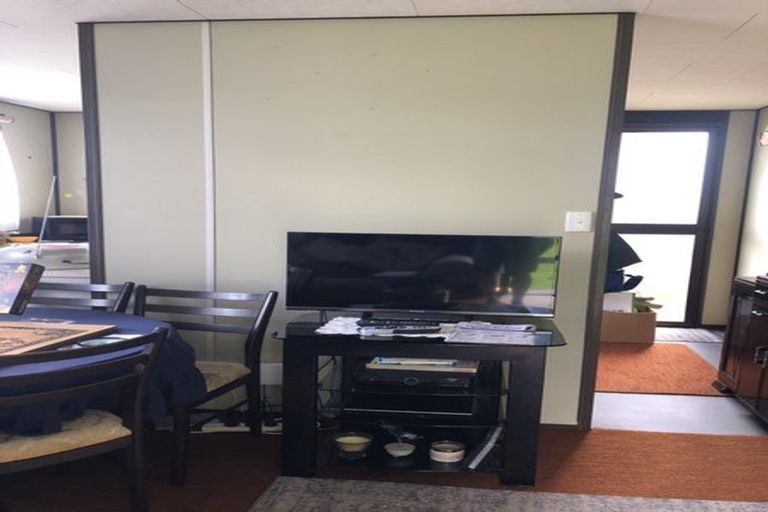 Photo of property in 29 Stottholm Road, Titirangi, Auckland, 0604