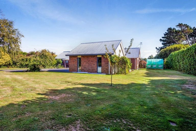 Photo of property in 14 Normanby Road, Normanby, Hawera, 4675