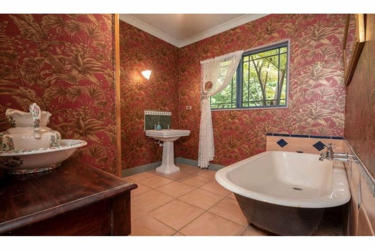 Photo of property in 54 Cookson Road, Kawakawa, 0282