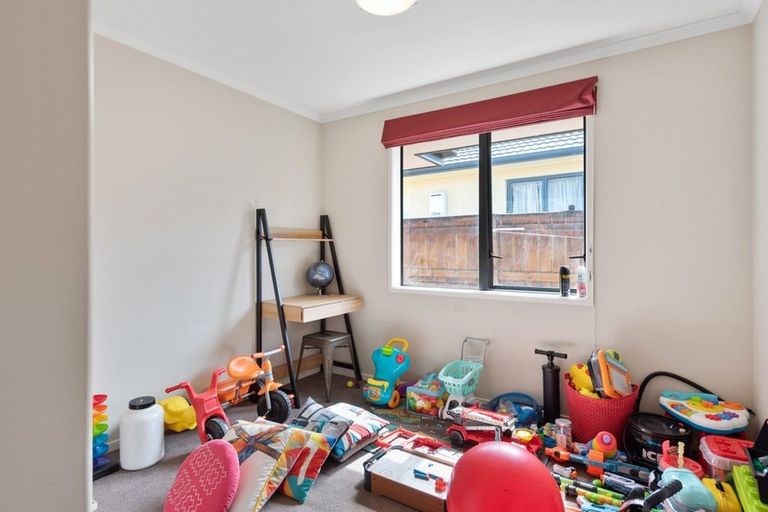 Photo of property in 79 Saint James Drive, Huntington, Hamilton, 3210