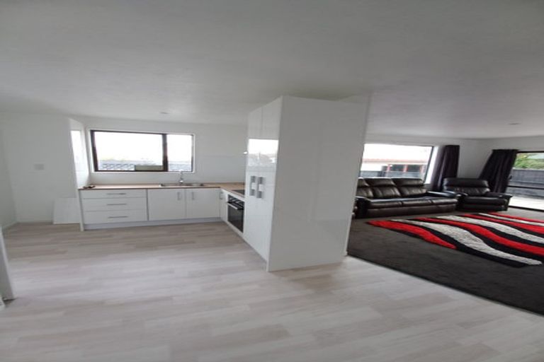 Photo of property in 1/90 Bayswater Crescent, Bromley, Christchurch, 8062