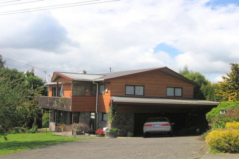 Photo of property in 66 Utuhina Road, Springfield, Rotorua, 3015