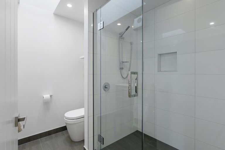 Photo of property in 3/11b Kilmarnock Street, Riccarton, Christchurch, 8011