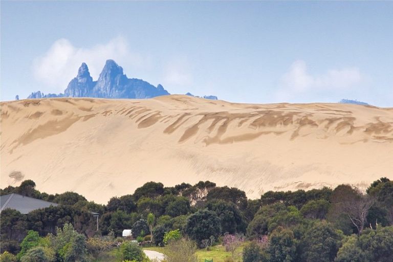 Photo of property in 96 Tern Point, Mangawhai, 0975