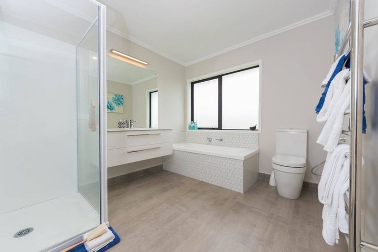 Photo of property in 44 Millstone Lane, Pokeno, 2471