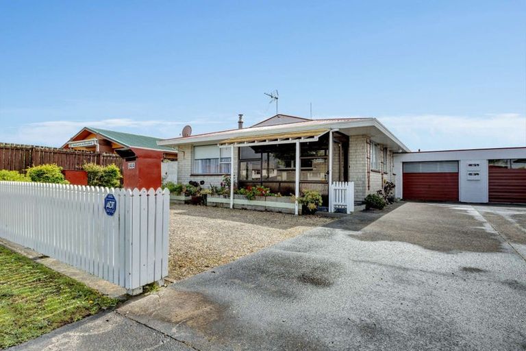 Photo of property in 84 Broadway, Stratford, 4332