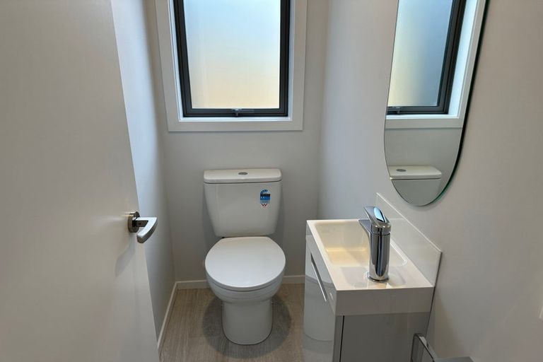 Photo of property in 3/10 Marion Street, Silverstream, Upper Hutt, 5019