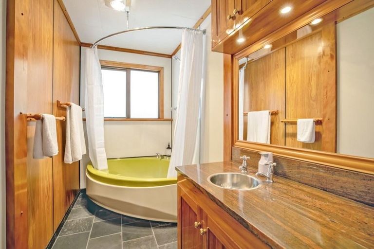 Photo of property in 30 Taurima Street, Hei Hei, Christchurch, 8042