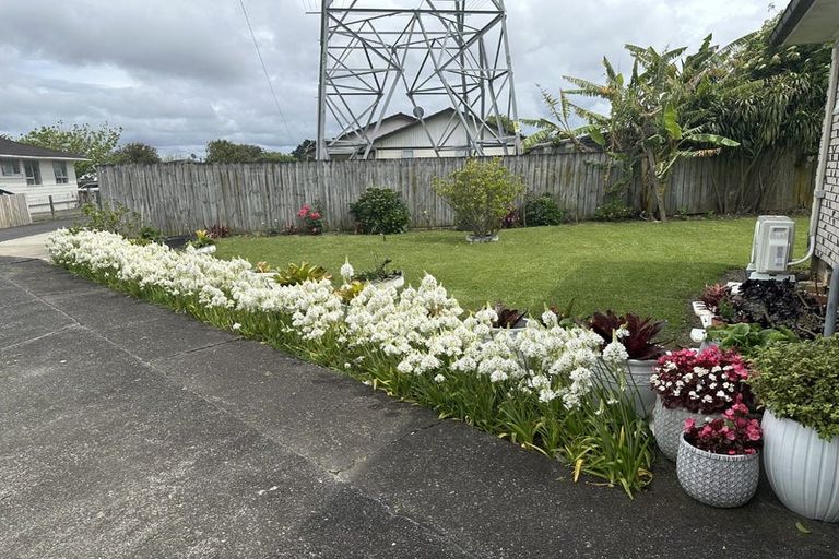 Photo of property in 8 Carey Place, Otara, Auckland, 2023