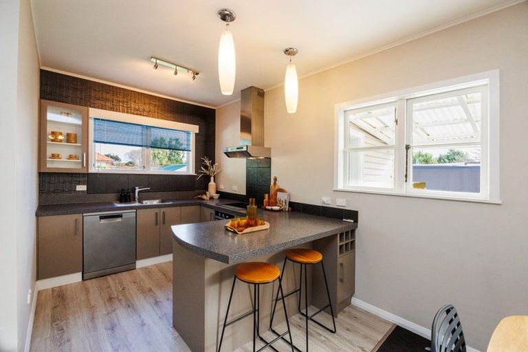 Photo of property in 31 Parata Street, Hokowhitu, Palmerston North, 4410