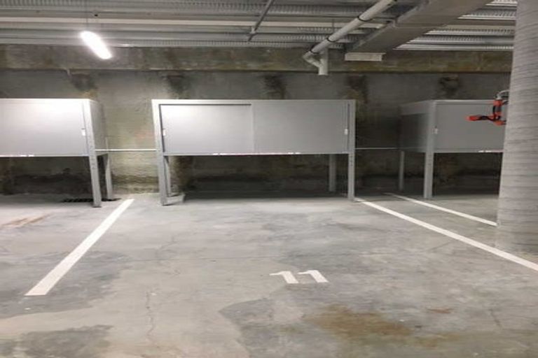 Photo of property in Frank Sargeson Apts, 508/74 Anzac Street, Takapuna, Auckland, 0622