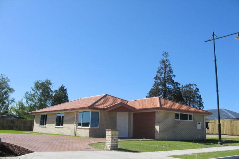 Photo of property in 21 Cambelldon Crescent, Stoke, Nelson, 7011