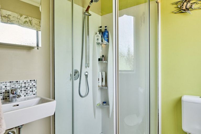 Photo of property in 9d Muri Road, Pukerua Bay, 5026