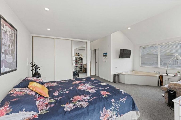 Photo of property in 227 Peterborough Street, Christchurch Central, Christchurch, 8013