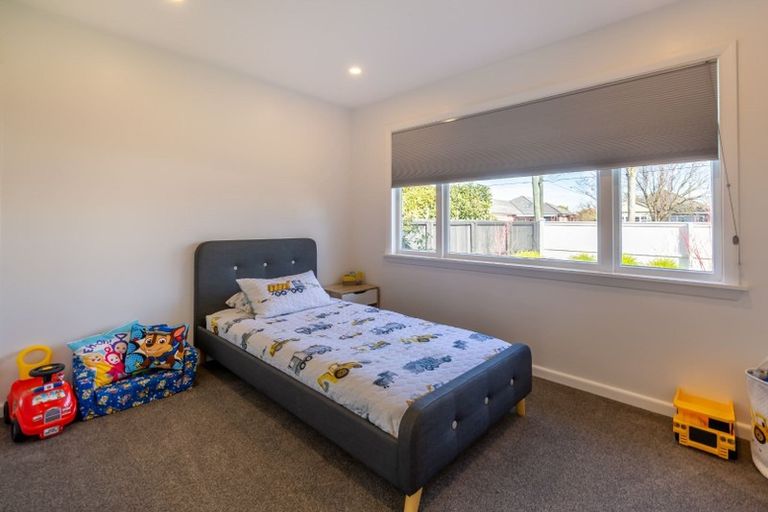 Photo of property in 74 Philpotts Road, Mairehau, Christchurch, 8052