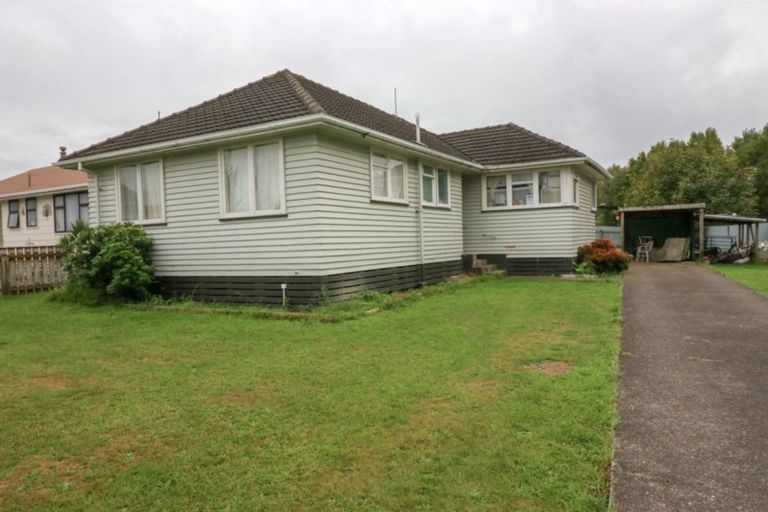 Photo of property in 12 Hartgill Crescent, Dannevirke, 4930