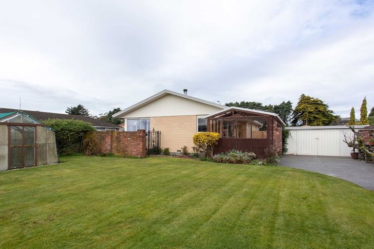 Photo of property in 107 Hay Street, Bromley, Christchurch, 8062