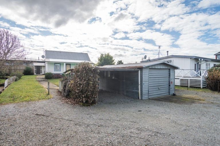Photo of property in 28 Saint Leonards Road, Temuka, 7920