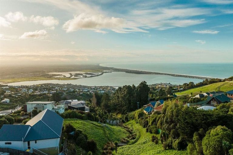 Photo of property in 395 Upper Major Hornbrook Road, Mount Pleasant, Christchurch, 8081