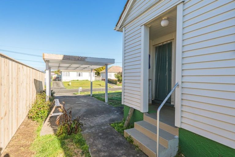 Photo of property in 2 Victory Place, Aramoho, Whanganui, 4500