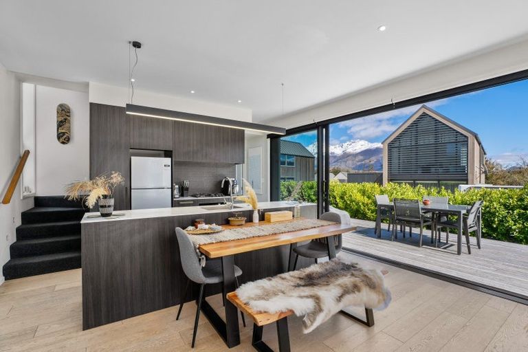 Photo of property in 27c Falconer Rise, Jacks Point, Queenstown, 9371
