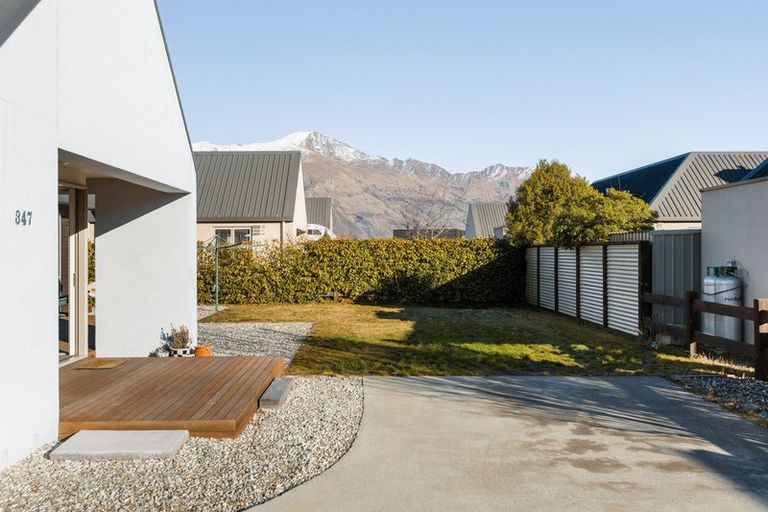 Photo of property in 347 Aubrey Road, Wanaka, 9305