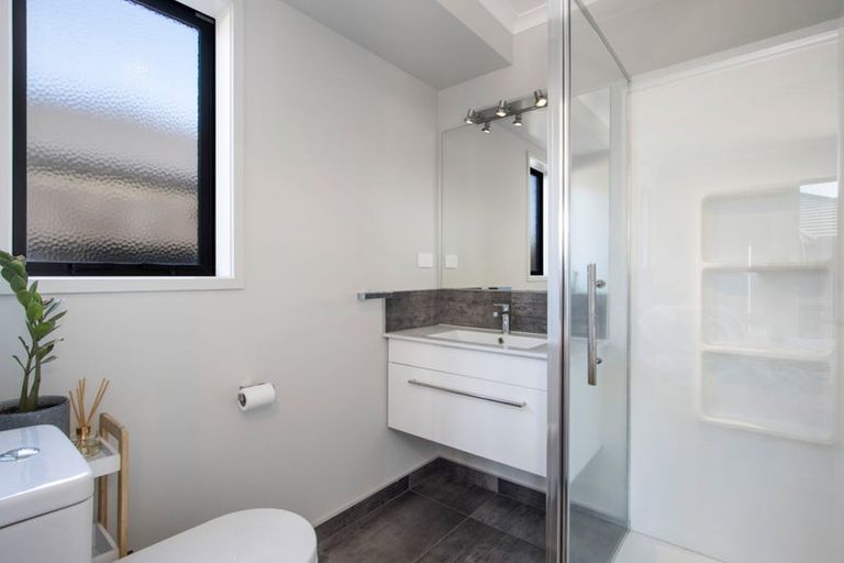 Photo of property in 16 Eastbank Drive, Katikati, 3129