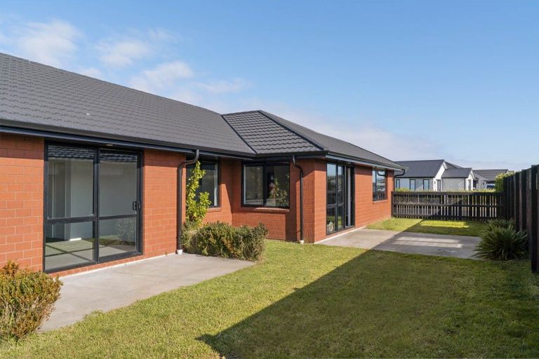 Photo of property in 66 Te Wharo Drive, Papamoa, 3118