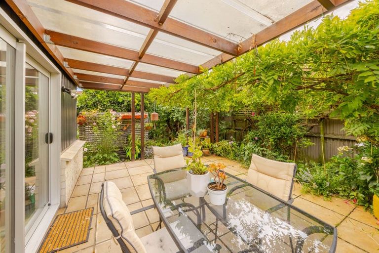 Photo of property in 2 Nicholas Street, Taradale, Napier, 4112