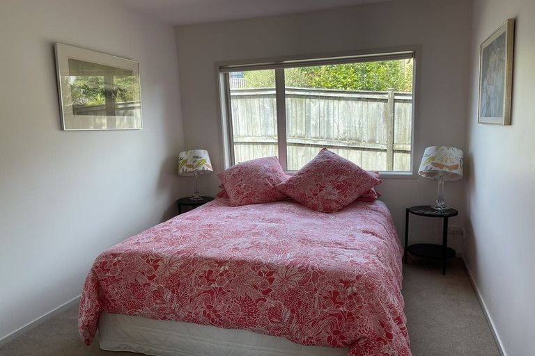 Photo of property in 29c South Lynn Road, Titirangi, Auckland, 0604