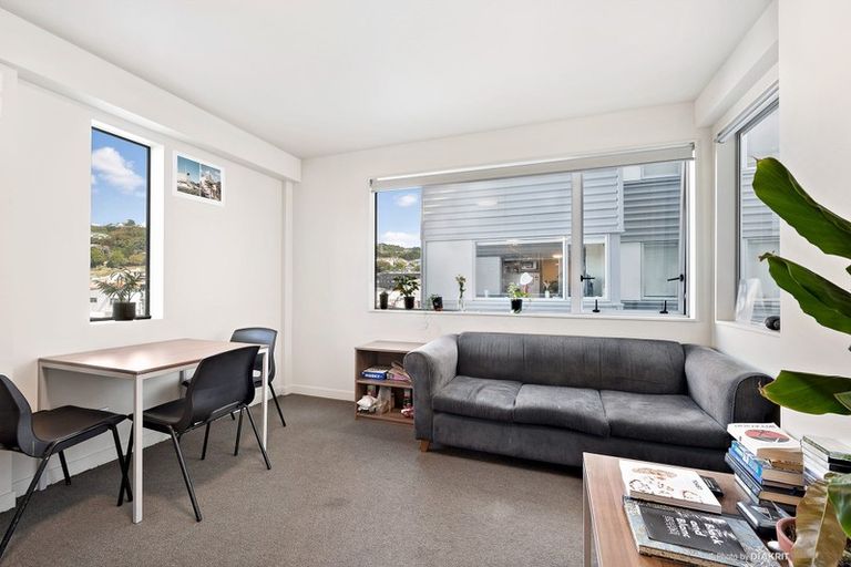 Photo of property in Cube Apartments, 4c/242 Taranaki Street, Mount Cook, Wellington, 6011