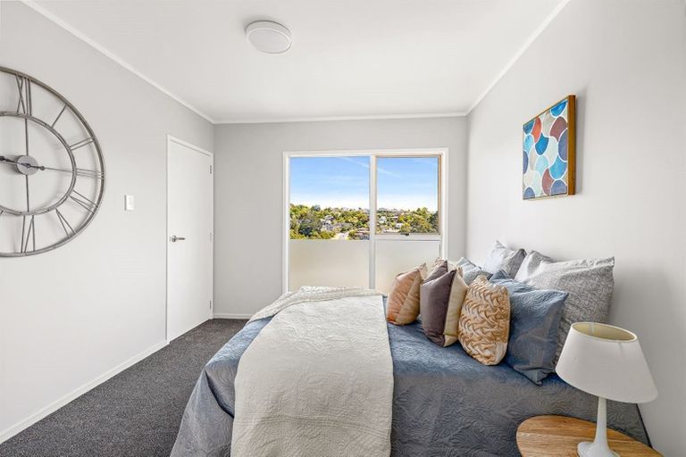 Photo of property in 147 Browns Bay Road, Browns Bay, Auckland, 0630