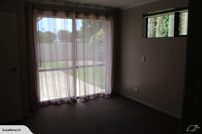 Photo of property in 83b Mangorei Road, Strandon, New Plymouth, 4312