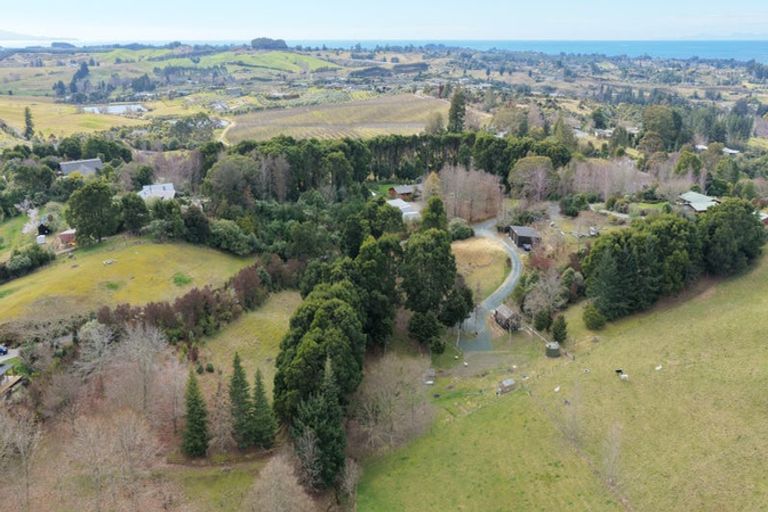 Photo of property in 337 Old Coach Road, Upper Moutere, 7173