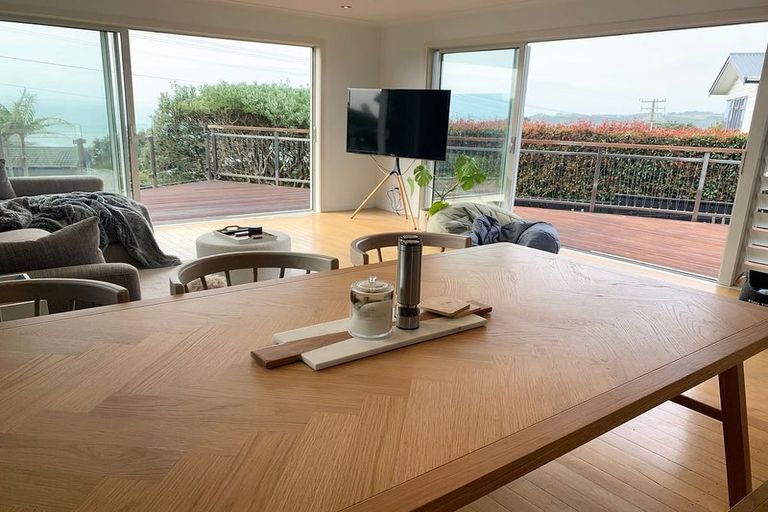 Photo of property in 103 Stanmore Bay Road, Stanmore Bay, Whangaparaoa, 0932